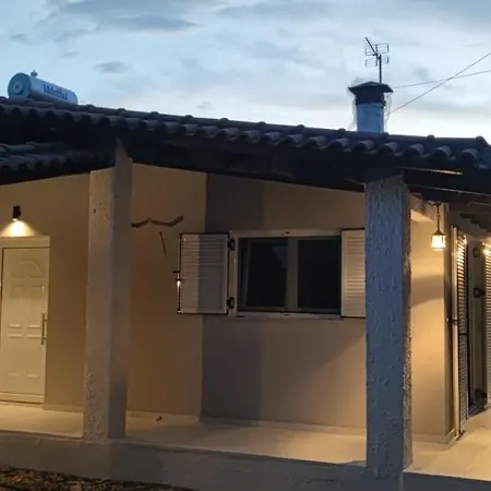 Sea Breeze Holiday home *