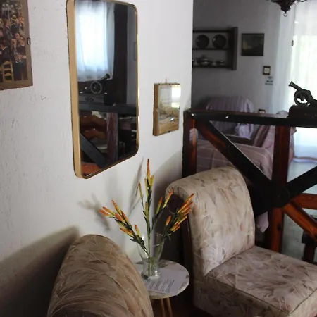 בית נופש Sea Breeze *